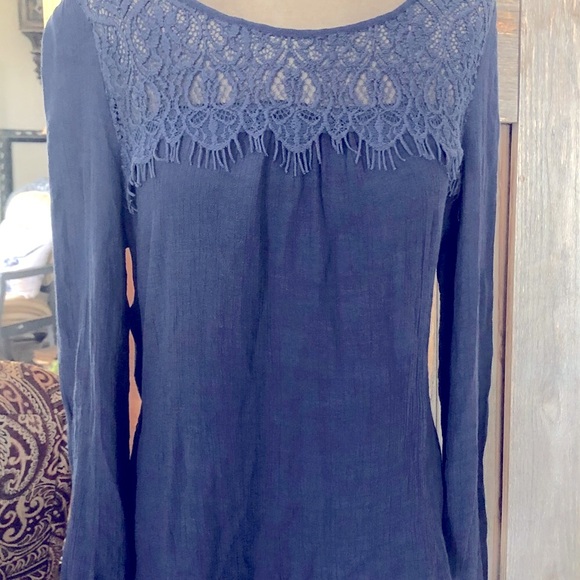 Top/Blouse - Picture 1 of 5